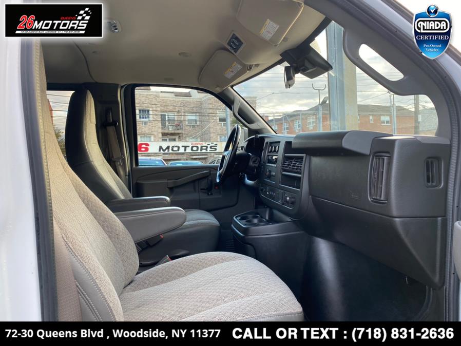 Used Chevrolet Express Passenger RWD 3500 135" LT 2019 | 26 Motors Queens. Woodside, New York Used Chevrolet Express Passenger RWD 3500 135" LT 2019 | 26 Motors Queens. Woodside, New York