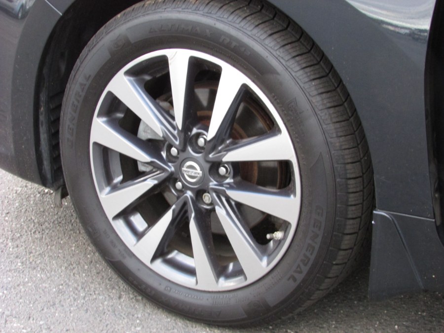 2016 Nissan Altima 4dr Sdn I4 2.5 SV, available for sale in East Windsor, Connecticut | United Auto Sales of E Windsor, Inc. East Windsor, Connecticut 2016 Nissan Altima 4dr Sdn I4 2.5 SV, available for sale in East Windsor, Connecticut | United Auto Sales of E Windsor, Inc. East Windsor, Connecticut