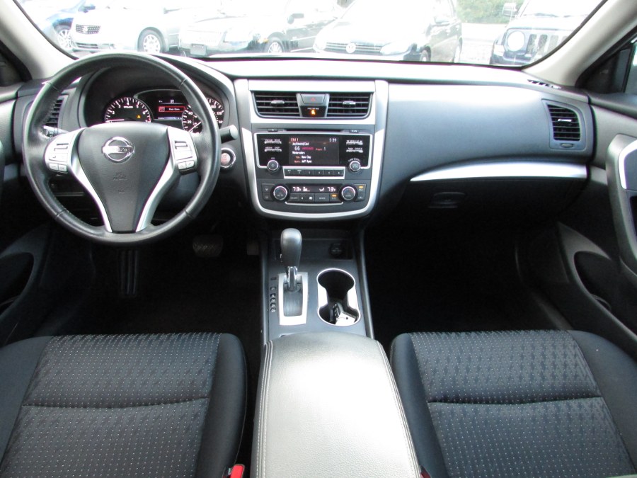 2016 Nissan Altima 4dr Sdn I4 2.5 SV, available for sale in East Windsor, Connecticut | United Auto Sales of E Windsor, Inc. East Windsor, Connecticut 2016 Nissan Altima 4dr Sdn I4 2.5 SV, available for sale in East Windsor, Connecticut | United Auto Sales of E Windsor, Inc. East Windsor, Connecticut