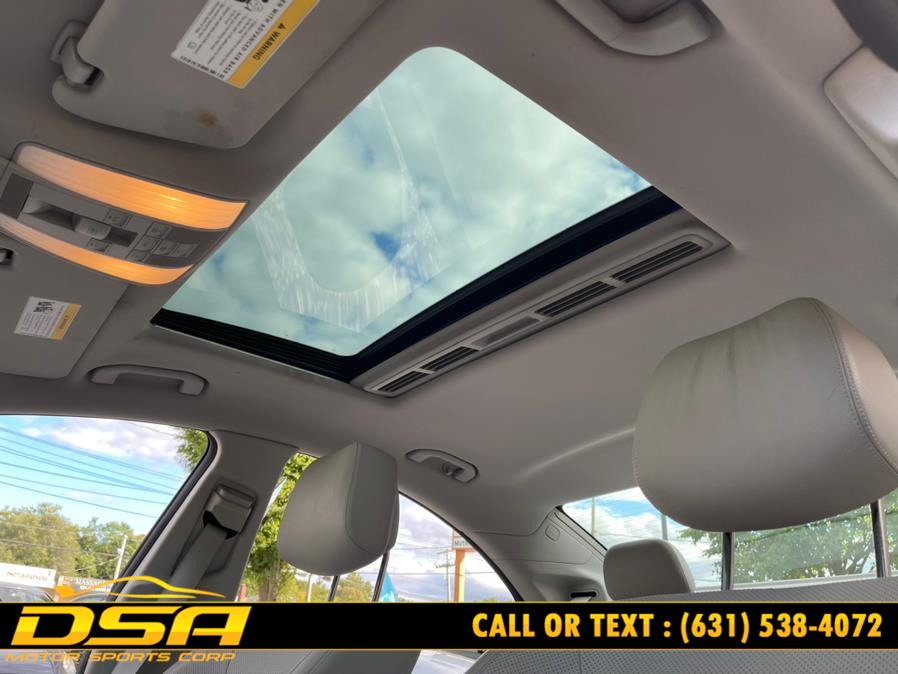 2012 Mercedes-Benz CLS-Class 4dr Sdn CLS550 4MATIC, available for sale in Commack, New York | DSA Motor Sports Corp. Commack, New York 2012 Mercedes-Benz CLS-Class 4dr Sdn CLS550 4MATIC, available for sale in Commack, New York | DSA Motor Sports Corp. Commack, New York
