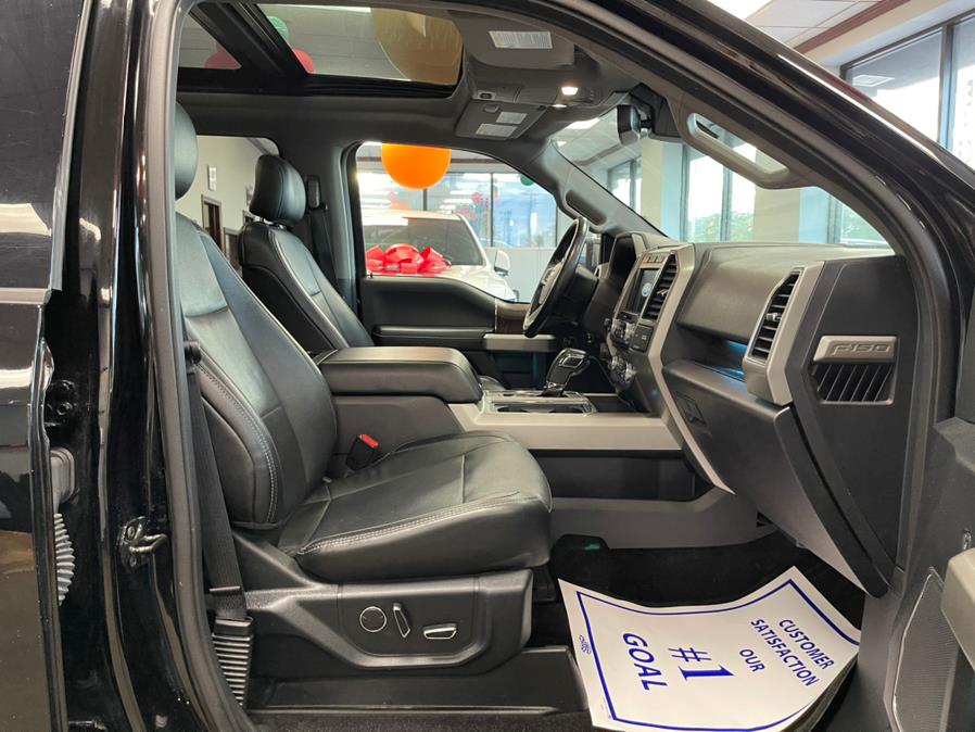 Used Ford F-150 Lariat 4WD SuperCrew 5.5'' Box 2017 | 5 Towns Drive. Inwood, New York Used Ford F-150 Lariat 4WD SuperCrew 5.5'' Box 2017 | 5 Towns Drive. Inwood, New York