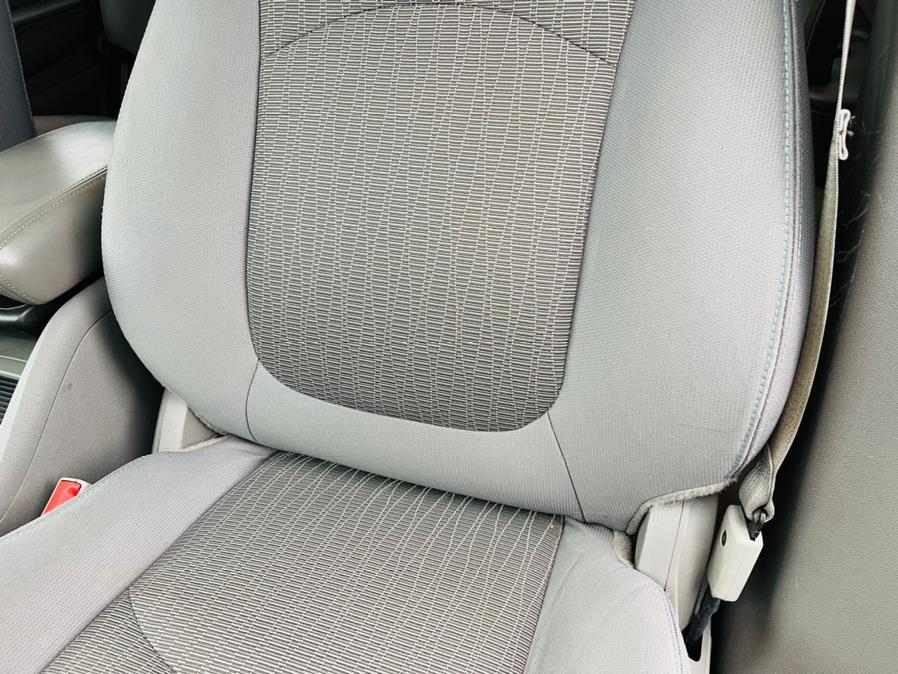 Used Chevrolet Traverse FWD 4dr LS 2013 | Supreme Automotive. New Britain, Connecticut Used Chevrolet Traverse FWD 4dr LS 2013 | Supreme Automotive. New Britain, Connecticut
