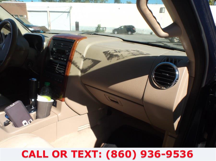 Used Ford Explorer 4WD 4dr V8 Eddie Bauer 2007 | Lee Motors Sales Inc. Hartford, Connecticut Used Ford Explorer 4WD 4dr V8 Eddie Bauer 2007 | Lee Motors Sales Inc. Hartford, Connecticut