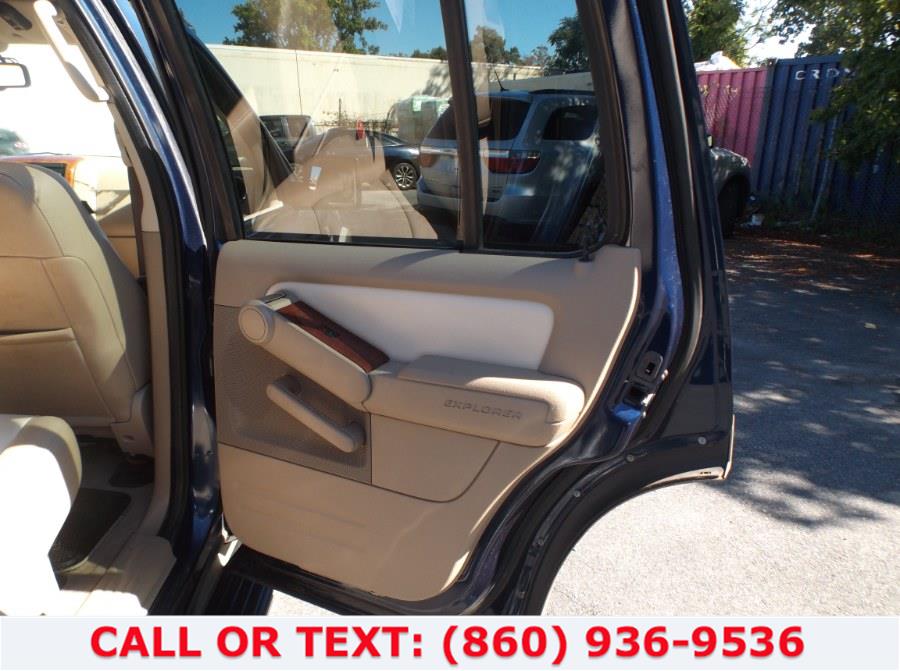 Used Ford Explorer 4WD 4dr V8 Eddie Bauer 2007 | Lee Motors Sales Inc. Hartford, Connecticut Used Ford Explorer 4WD 4dr V8 Eddie Bauer 2007 | Lee Motors Sales Inc. Hartford, Connecticut