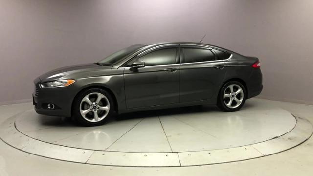 2015 Ford Fusion 4dr Sdn SE FWD, available for sale in Naugatuck, Connecticut | J&M Automotive Sls&Svc LLC. Naugatuck, Connecticut 2015 Ford Fusion 4dr Sdn SE FWD, available for sale in Naugatuck, Connecticut | J&M Automotive Sls&Svc LLC. Naugatuck, Connecticut