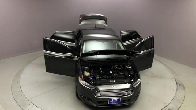 2015 Ford Fusion 4dr Sdn SE FWD, available for sale in Naugatuck, Connecticut | J&M Automotive Sls&Svc LLC. Naugatuck, Connecticut 2015 Ford Fusion 4dr Sdn SE FWD, available for sale in Naugatuck, Connecticut | J&M Automotive Sls&Svc LLC. Naugatuck, Connecticut