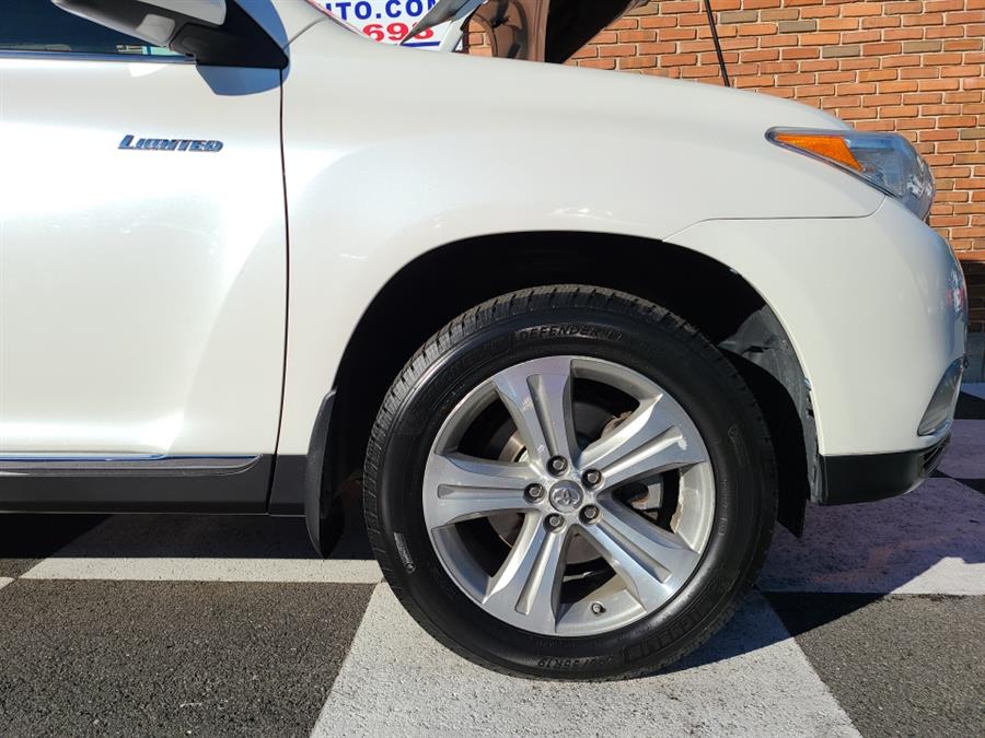 Used Toyota Highlander 4WD 4dr V6 Limited 2012 | National Auto Brokers, Inc.. Waterbury, Connecticut Used Toyota Highlander 4WD 4dr V6 Limited 2012 | National Auto Brokers, Inc.. Waterbury, Connecticut