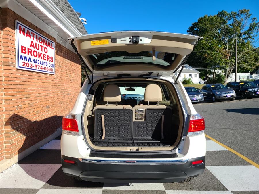 Used Toyota Highlander 4WD 4dr V6 Limited 2012 | National Auto Brokers, Inc.. Waterbury, Connecticut Used Toyota Highlander 4WD 4dr V6 Limited 2012 | National Auto Brokers, Inc.. Waterbury, Connecticut