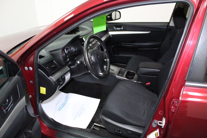 Used Subaru Outback 4dr Wgn H4 Auto 2.5i Premium 2012 | New England Auto Sales LLC. Plainville, Connecticut Used Subaru Outback 4dr Wgn H4 Auto 2.5i Premium 2012 | New England Auto Sales LLC. Plainville, Connecticut
