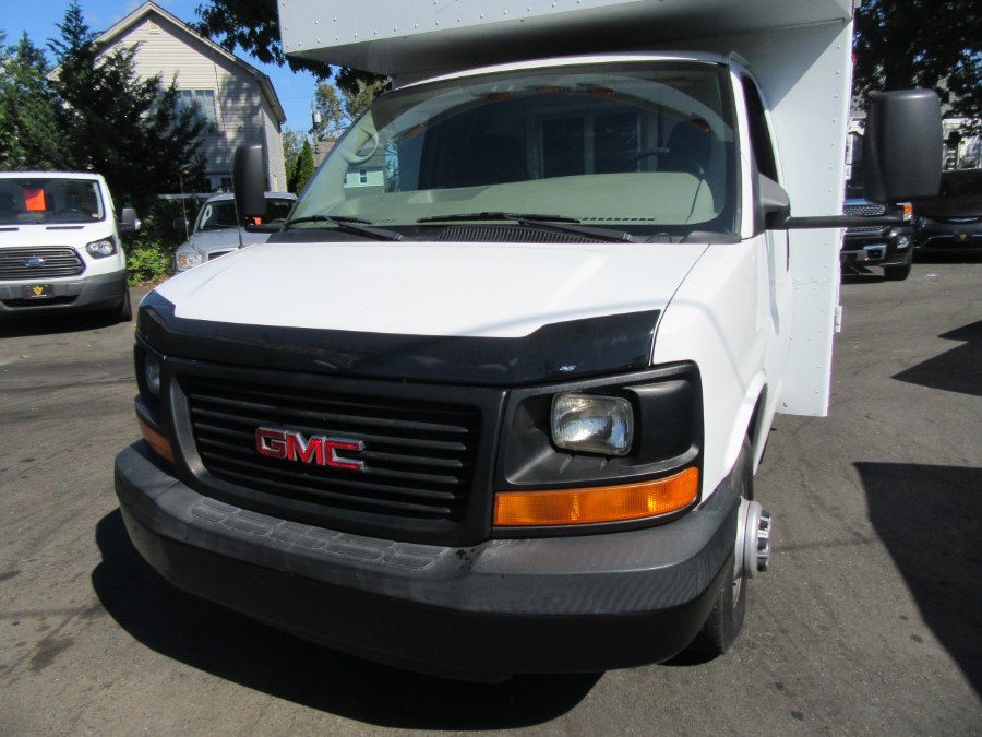 Used GMC Savana Cutaway 139" WB C7N DRW 2007 | Royalty Auto Sales. Little Ferry, New Jersey Used GMC Savana Cutaway 139" WB C7N DRW 2007 | Royalty Auto Sales. Little Ferry, New Jersey