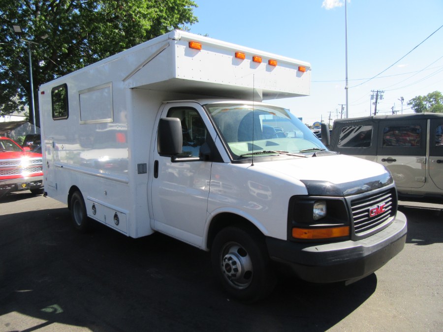 Used GMC Savana Cutaway 139" WB C7N DRW 2007 | Royalty Auto Sales. Little Ferry, New Jersey Used GMC Savana Cutaway 139" WB C7N DRW 2007 | Royalty Auto Sales. Little Ferry, New Jersey
