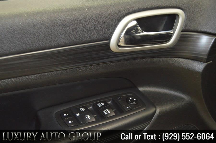 Used Jeep Grand Cherokee Altitude 4x4 2019 | Luxury Auto Group. Bronx, New York Used Jeep Grand Cherokee Altitude 4x4 2019 | Luxury Auto Group. Bronx, New York