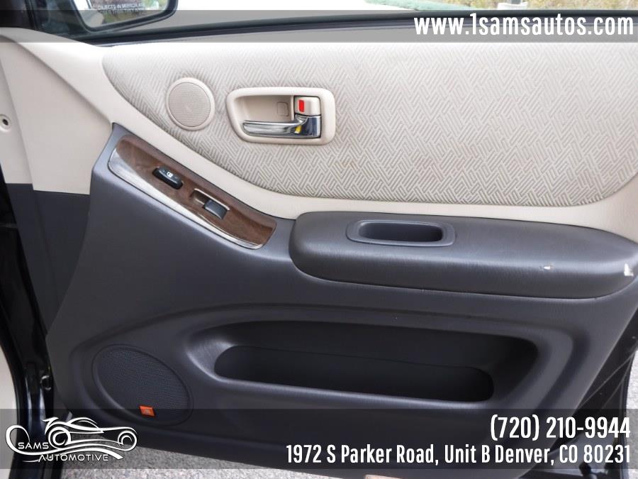 Used Toyota Highlander 4dr V6 4WD Limited (Natl) 2002 | Sam's Automotive. Denver, Colorado Used Toyota Highlander 4dr V6 4WD Limited (Natl) 2002 | Sam's Automotive. Denver, Colorado
