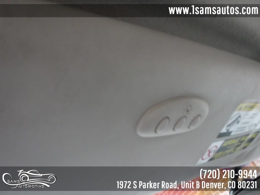 Used Toyota Highlander 4dr V6 4WD Limited (Natl) 2002 | Sam's Automotive. Denver, Colorado Used Toyota Highlander 4dr V6 4WD Limited (Natl) 2002 | Sam's Automotive. Denver, Colorado