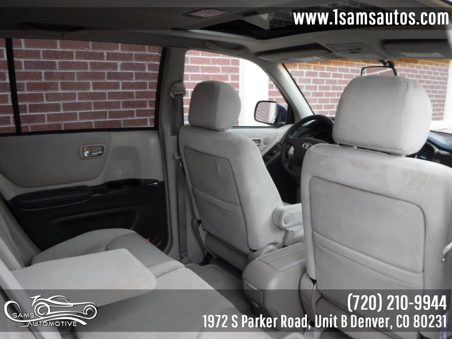 Used Toyota Highlander 4dr V6 4WD Limited (Natl) 2002 | Sam's Automotive. Denver, Colorado Used Toyota Highlander 4dr V6 4WD Limited (Natl) 2002 | Sam's Automotive. Denver, Colorado