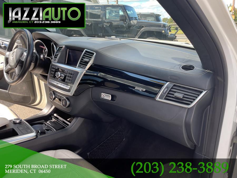 2014 Mercedes-Benz GL-Class 4MATIC 4dr GL550, available for sale in Meriden, Connecticut | Jazzi Auto Sales LLC. Meriden, Connecticut 2014 Mercedes-Benz GL-Class 4MATIC 4dr GL550, available for sale in Meriden, Connecticut | Jazzi Auto Sales LLC. Meriden, Connecticut