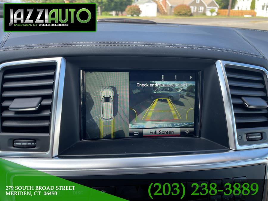 2014 Mercedes-Benz GL-Class 4MATIC 4dr GL550, available for sale in Meriden, Connecticut | Jazzi Auto Sales LLC. Meriden, Connecticut 2014 Mercedes-Benz GL-Class 4MATIC 4dr GL550, available for sale in Meriden, Connecticut | Jazzi Auto Sales LLC. Meriden, Connecticut