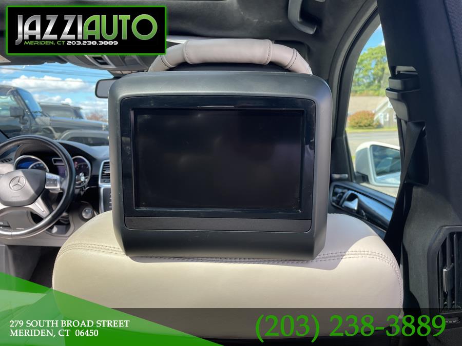 2014 Mercedes-Benz GL-Class 4MATIC 4dr GL550, available for sale in Meriden, Connecticut | Jazzi Auto Sales LLC. Meriden, Connecticut 2014 Mercedes-Benz GL-Class 4MATIC 4dr GL550, available for sale in Meriden, Connecticut | Jazzi Auto Sales LLC. Meriden, Connecticut