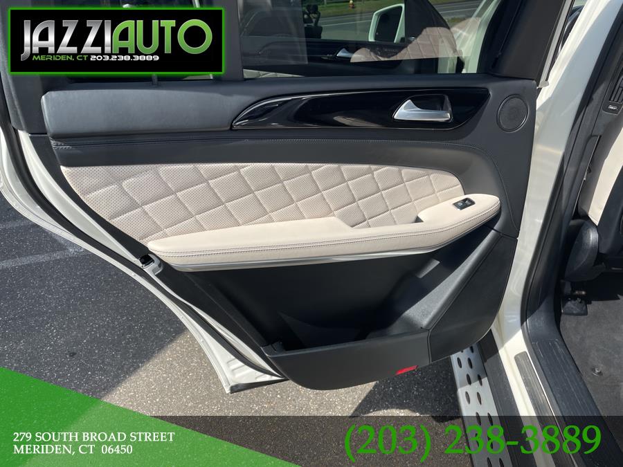 2014 Mercedes-Benz GL-Class 4MATIC 4dr GL550, available for sale in Meriden, Connecticut | Jazzi Auto Sales LLC. Meriden, Connecticut 2014 Mercedes-Benz GL-Class 4MATIC 4dr GL550, available for sale in Meriden, Connecticut | Jazzi Auto Sales LLC. Meriden, Connecticut