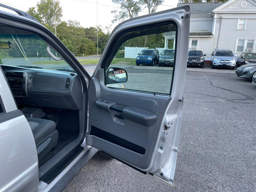 2004 Ford Explorer Sport Trac 4dr 126" WB 4WD XLT, available for sale in East Windsor, Connecticut | Toro Auto. East Windsor, Connecticut 2004 Ford Explorer Sport Trac 4dr 126" WB 4WD XLT, available for sale in East Windsor, Connecticut | Toro Auto. East Windsor, Connecticut