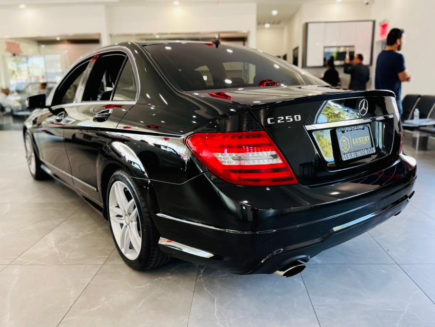 Used Mercedes-Benz C-Class 4dr Sdn C250 Sport RWD 2013 | Luxury Motor Club. Franklin Square, New York Used Mercedes-Benz C-Class 4dr Sdn C250 Sport RWD 2013 | Luxury Motor Club. Franklin Square, New York