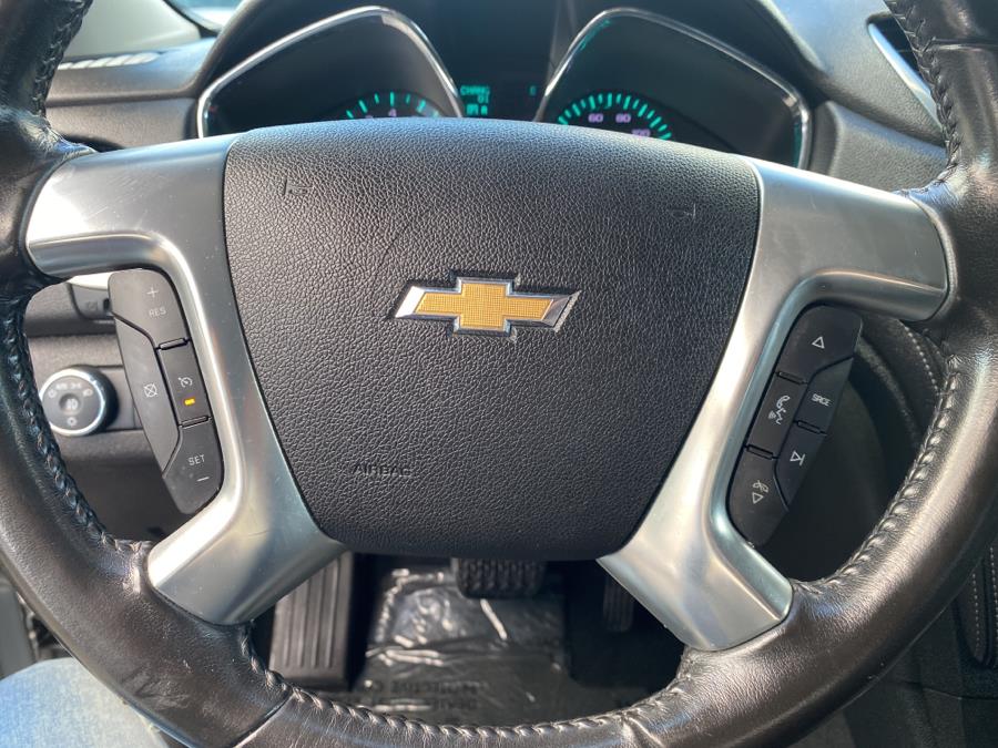 2013 Chevrolet Traverse FWD 4dr LT w/1LT, available for sale in Little Ferry, New Jersey | Victoria Preowned Autos Inc. Little Ferry, New Jersey 2013 Chevrolet Traverse FWD 4dr LT w/1LT, available for sale in Little Ferry, New Jersey | Victoria Preowned Autos Inc. Little Ferry, New Jersey