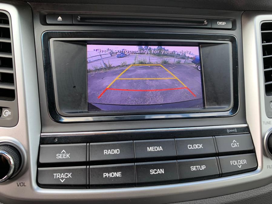 Used Hyundai Tucson SE FWD 2017 | Prestige Pre-Owned Motors Inc. New Windsor, New York Used Hyundai Tucson SE FWD 2017 | Prestige Pre-Owned Motors Inc. New Windsor, New York