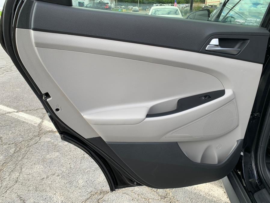 Used Hyundai Tucson SE FWD 2017 | Prestige Pre-Owned Motors Inc. New Windsor, New York Used Hyundai Tucson SE FWD 2017 | Prestige Pre-Owned Motors Inc. New Windsor, New York