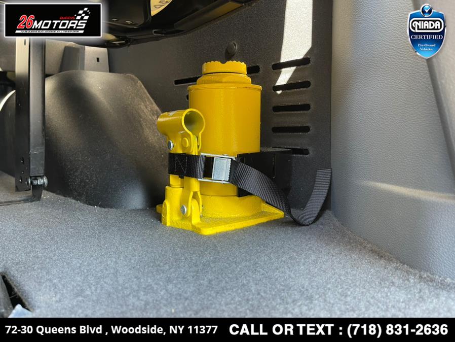 Used Ford Transit Passenger Wagon T-350 148" Low Roof XLT Sliding RH Dr 2018 | 26 Motors Queens. Woodside, New York Used Ford Transit Passenger Wagon T-350 148" Low Roof XLT Sliding RH Dr 2018 | 26 Motors Queens. Woodside, New York
