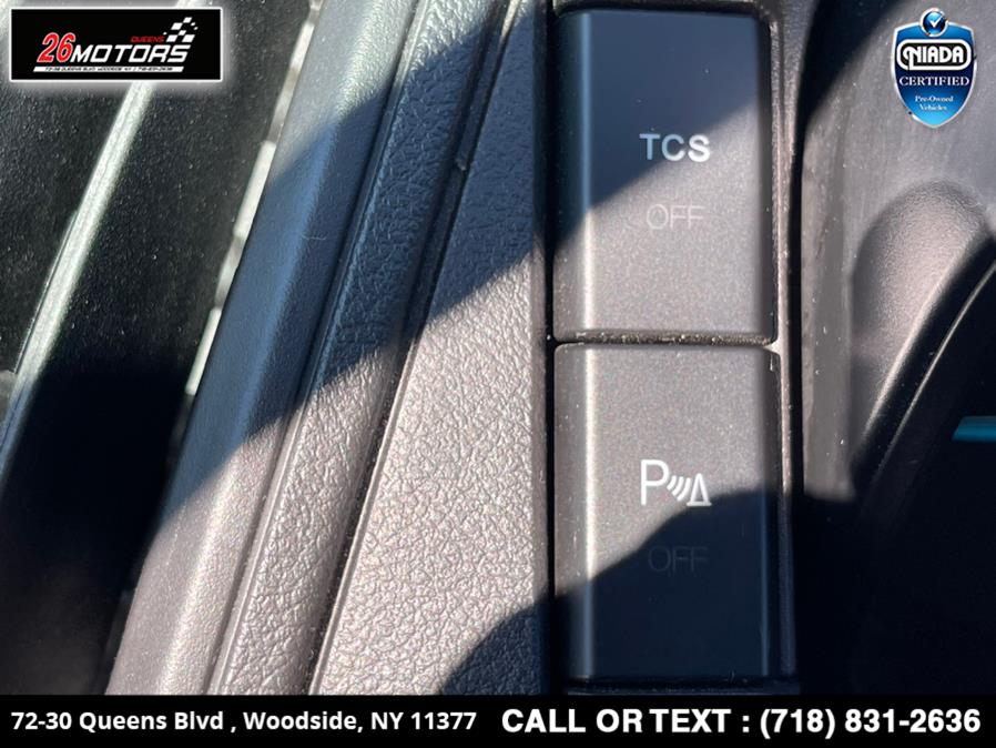 Used Ford Transit Passenger Wagon T-350 148" Low Roof XLT Sliding RH Dr 2018 | 26 Motors Queens. Woodside, New York Used Ford Transit Passenger Wagon T-350 148" Low Roof XLT Sliding RH Dr 2018 | 26 Motors Queens. Woodside, New York