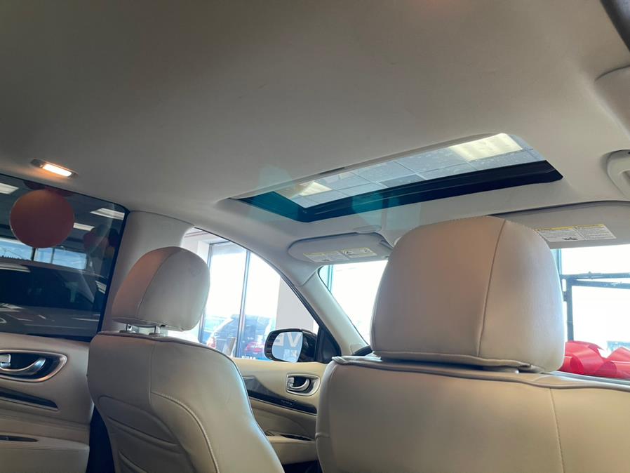 2018 INFINITI QX60 FWD, available for sale in Inwood, New York | 5 Towns Drive. Inwood, New York 2018 INFINITI QX60 FWD, available for sale in Inwood, New York | 5 Towns Drive. Inwood, New York