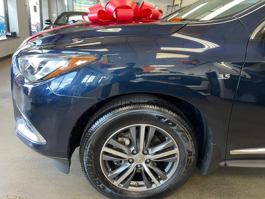 2018 INFINITI QX60 FWD, available for sale in Inwood, New York | 5 Towns Drive. Inwood, New York 2018 INFINITI QX60 FWD, available for sale in Inwood, New York | 5 Towns Drive. Inwood, New York