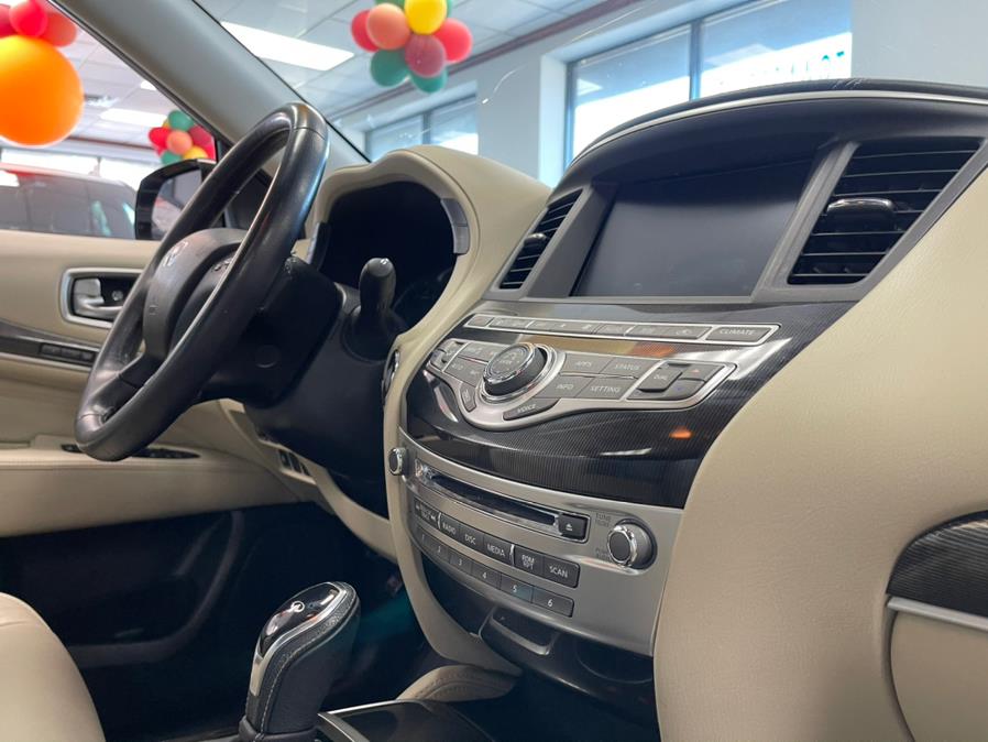 2018 INFINITI QX60 FWD, available for sale in Inwood, New York | 5 Towns Drive. Inwood, New York 2018 INFINITI QX60 FWD, available for sale in Inwood, New York | 5 Towns Drive. Inwood, New York
