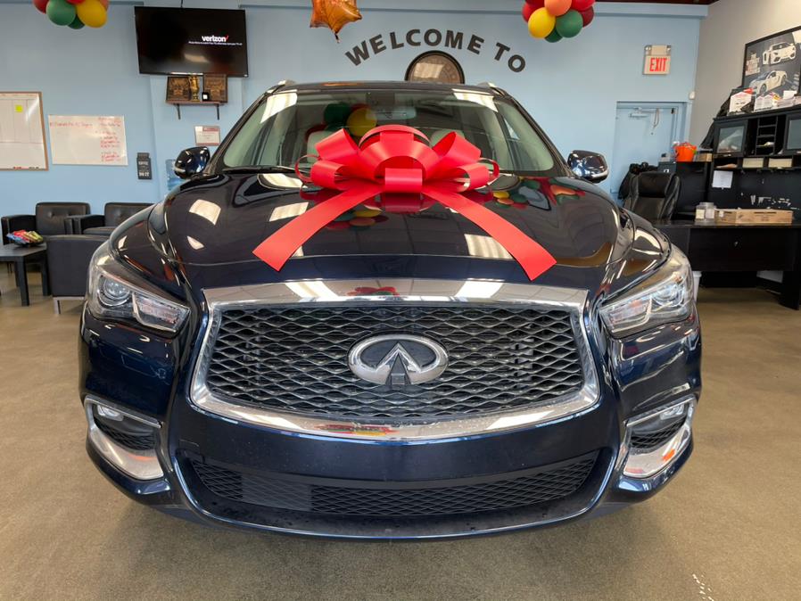 2018 INFINITI QX60 FWD, available for sale in Inwood, New York | 5 Towns Drive. Inwood, New York 2018 INFINITI QX60 FWD, available for sale in Inwood, New York | 5 Towns Drive. Inwood, New York