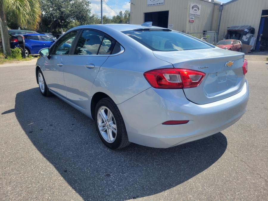 Used Chevrolet Cruze 4dr Sdn Auto LT 2017 | Ideal Auto Sales. Orlando, Florida Used Chevrolet Cruze 4dr Sdn Auto LT 2017 | Ideal Auto Sales. Orlando, Florida