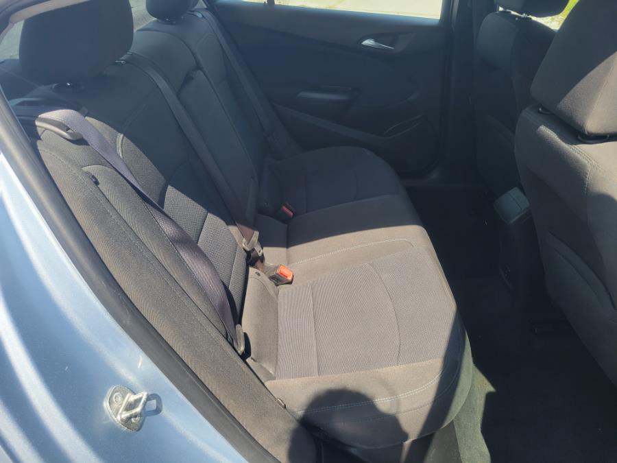 Used Chevrolet Cruze 4dr Sdn Auto LT 2017 | Ideal Auto Sales. Orlando, Florida Used Chevrolet Cruze 4dr Sdn Auto LT 2017 | Ideal Auto Sales. Orlando, Florida