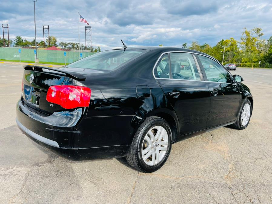 Used Volkswagen Jetta Sedan 4dr Auto Wolfsburg Edition PZEV 2007 | Supreme Automotive. New Britain, Connecticut Used Volkswagen Jetta Sedan 4dr Auto Wolfsburg Edition PZEV 2007 | Supreme Automotive. New Britain, Connecticut