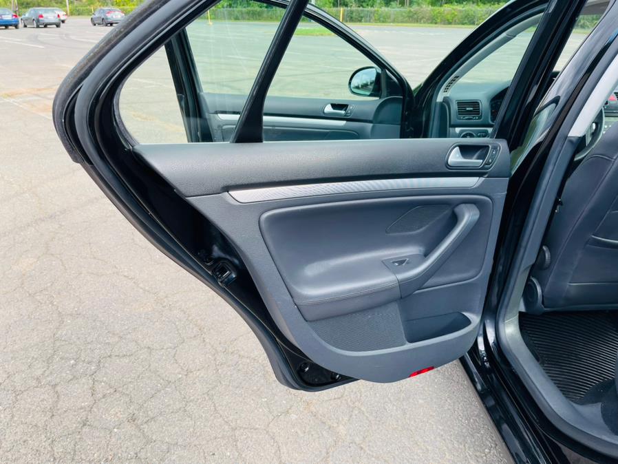 Used Volkswagen Jetta Sedan 4dr Auto Wolfsburg Edition PZEV 2007 | Supreme Automotive. New Britain, Connecticut Used Volkswagen Jetta Sedan 4dr Auto Wolfsburg Edition PZEV 2007 | Supreme Automotive. New Britain, Connecticut