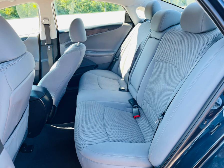 2014 Hyundai Sonata 4dr Sdn 2.4L Auto GLS, available for sale in New Britain, Connecticut | Supreme Automotive. New Britain, Connecticut 2014 Hyundai Sonata 4dr Sdn 2.4L Auto GLS, available for sale in New Britain, Connecticut | Supreme Automotive. New Britain, Connecticut