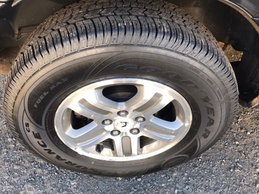 Used Honda Pilot 4WD EX Auto w/Leather 2004 | Main Auto of Berlin. Berlin, Connecticut Used Honda Pilot 4WD EX Auto w/Leather 2004 | Main Auto of Berlin. Berlin, Connecticut
