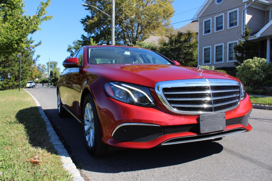 2017 Mercedes-Benz E-Class E 300 Luxury 4MATIC Sedan, available for sale in Great Neck, NY