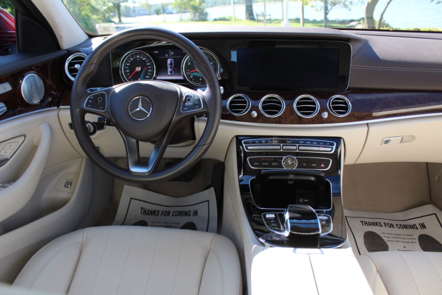 2017 Mercedes-Benz E-Class E 300 Luxury 4MATIC Sedan, available for sale in Great Neck, NY