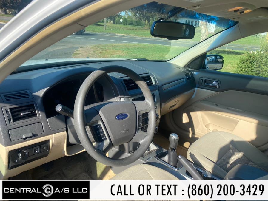 Used Ford Fusion 4dr Sdn SE FWD 2011 | Central A/S LLC. East Windsor, Connecticut Used Ford Fusion 4dr Sdn SE FWD 2011 | Central A/S LLC. East Windsor, Connecticut