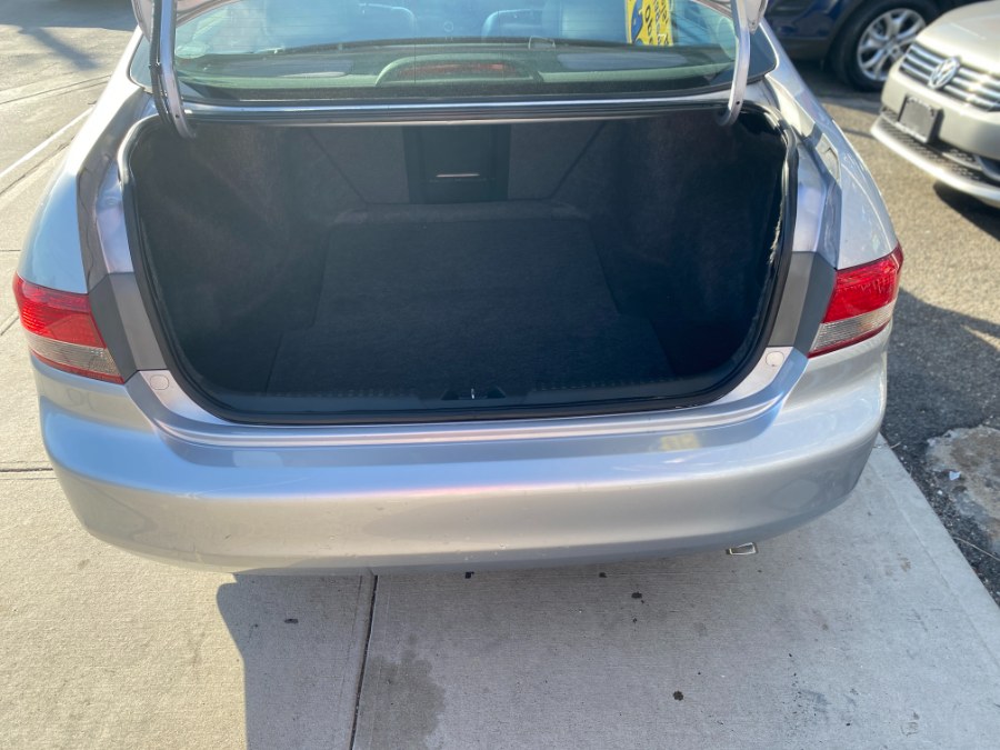 2004 Honda Accord Sdn EX Auto V6 ULEV w/Leather/XM, available for sale in Middle Village, New York | Middle Village Motors . Middle Village, New York 2004 Honda Accord Sdn EX Auto V6 ULEV w/Leather/XM, available for sale in Middle Village, New York | Middle Village Motors . Middle Village, New York
