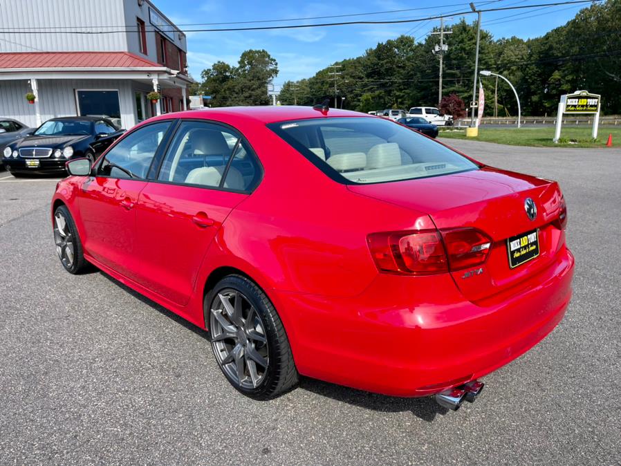 2014 Volkswagen Jetta Sedan 4dr Man SE PZEV, available for sale in South Windsor, Connecticut | Mike And Tony Auto Sales, Inc. South Windsor, Connecticut 2014 Volkswagen Jetta Sedan 4dr Man SE PZEV, available for sale in South Windsor, Connecticut | Mike And Tony Auto Sales, Inc. South Windsor, Connecticut