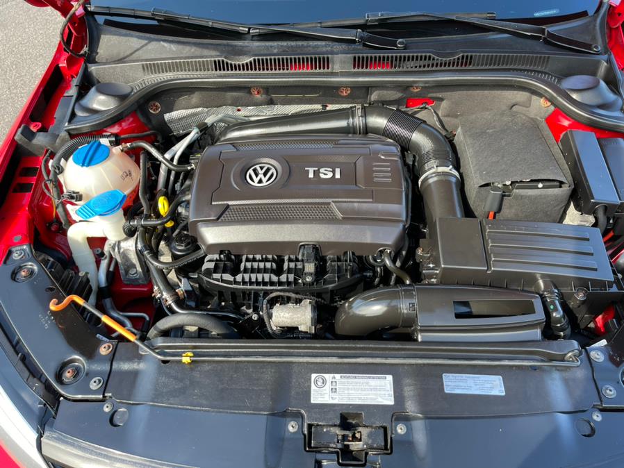2014 Volkswagen Jetta Sedan 4dr Man SE PZEV, available for sale in South Windsor, Connecticut | Mike And Tony Auto Sales, Inc. South Windsor, Connecticut 2014 Volkswagen Jetta Sedan 4dr Man SE PZEV, available for sale in South Windsor, Connecticut | Mike And Tony Auto Sales, Inc. South Windsor, Connecticut