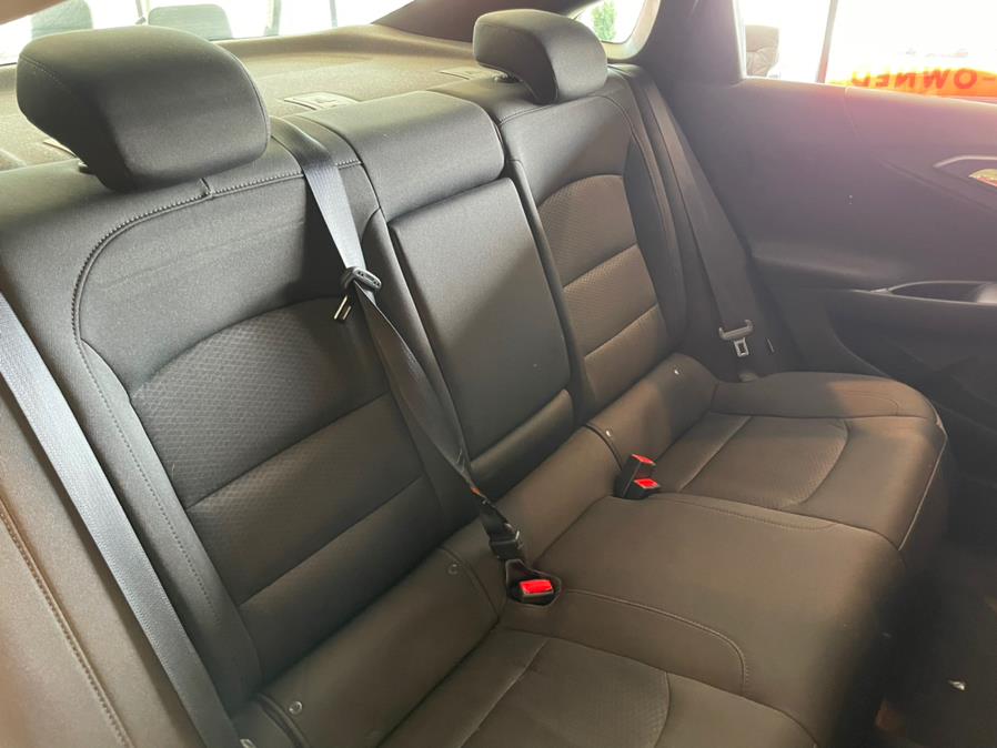 Used Chevrolet Malibu 4dr Sdn LT w/1LT 2018 | AutoMax. West Hartford, Connecticut Used Chevrolet Malibu 4dr Sdn LT w/1LT 2018 | AutoMax. West Hartford, Connecticut