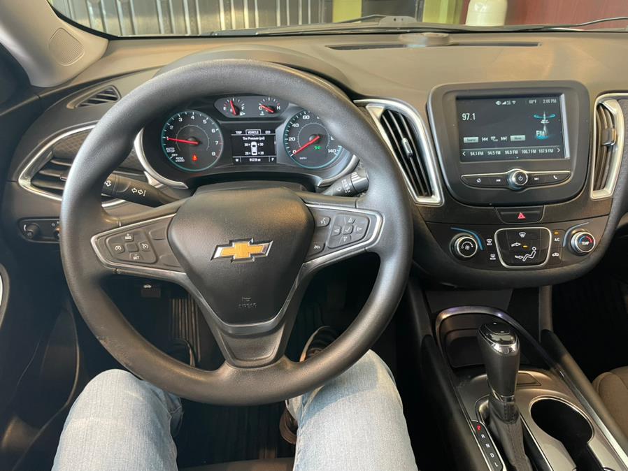 Used Chevrolet Malibu 4dr Sdn LT w/1LT 2018 | AutoMax. West Hartford, Connecticut Used Chevrolet Malibu 4dr Sdn LT w/1LT 2018 | AutoMax. West Hartford, Connecticut