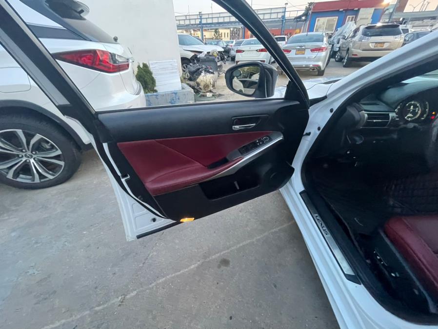 Used Lexus IS 250 4dr F Sport Sdn Auto AWD 2014 | Brooklyn Auto Mall LLC. Brooklyn, New York Used Lexus IS 250 4dr F Sport Sdn Auto AWD 2014 | Brooklyn Auto Mall LLC. Brooklyn, New York