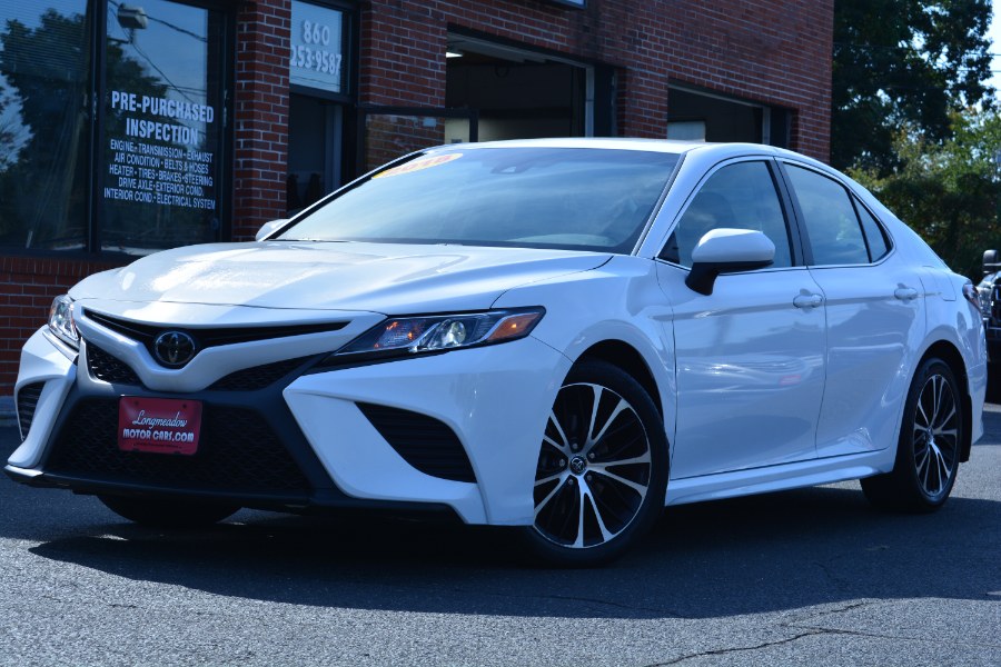 2018 Toyota Camry SE Auto (Natl), available for sale in ENFIELD, Connecticut | Longmeadow Motor Cars. ENFIELD, Connecticut